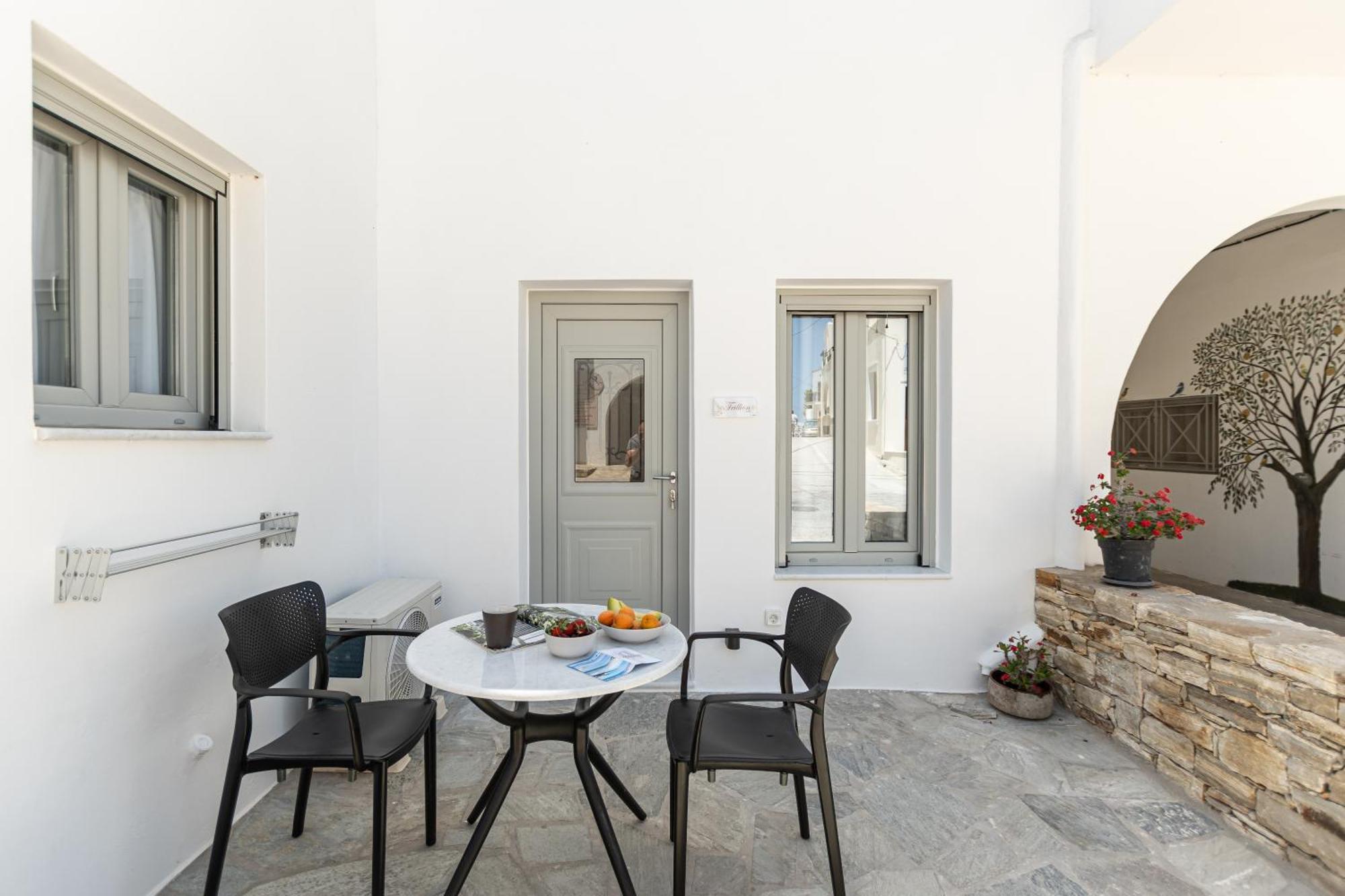 Adama'S Suites Naxos City Extérieur photo